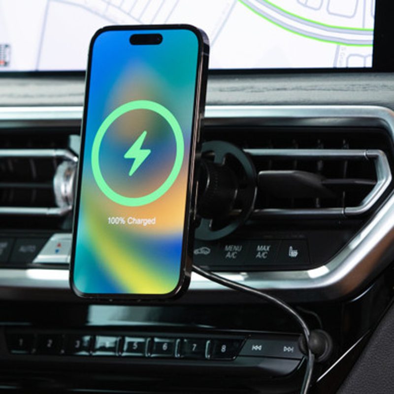 Mophie Wireless Charging Vent Mount with MagSafe (Apple Exclusive) - Image 2